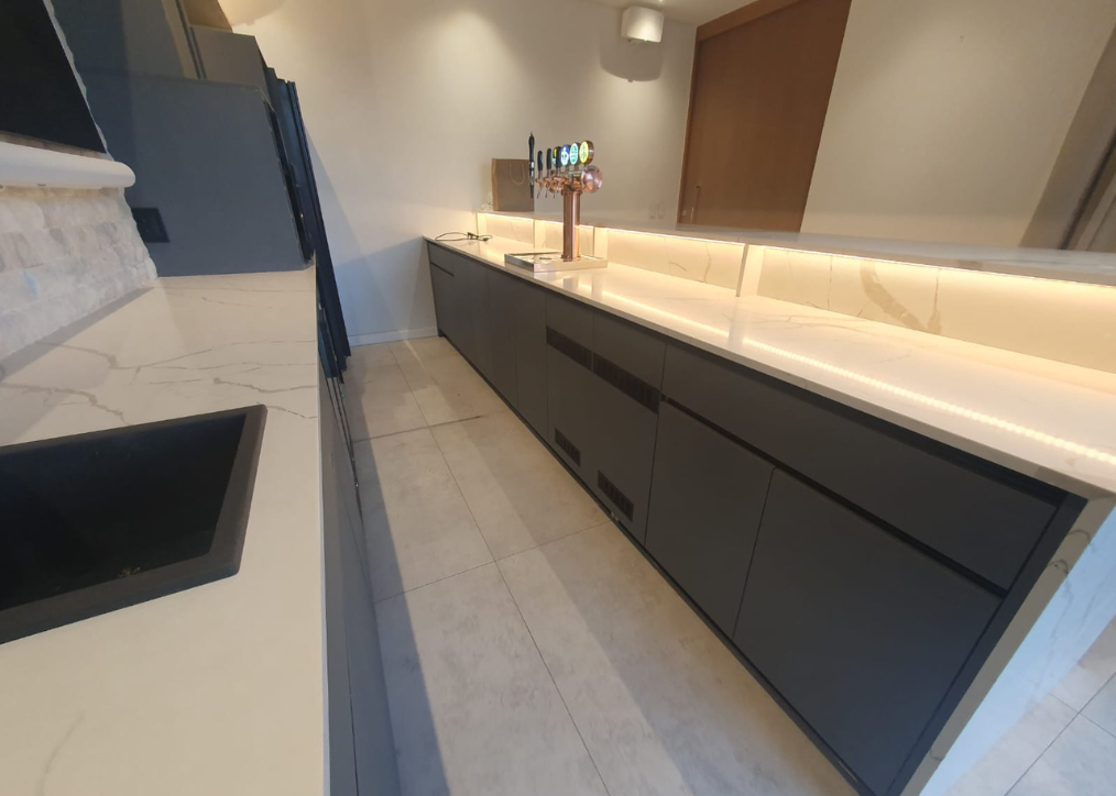Custom Home Bar Designs