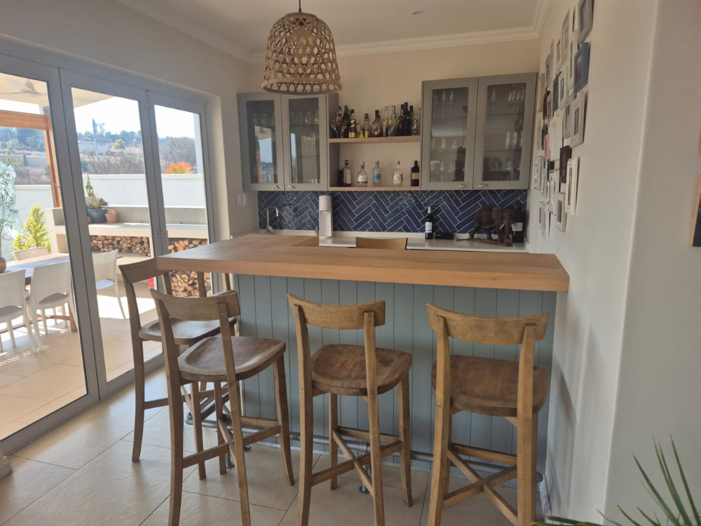 Custom Home Bars Installations